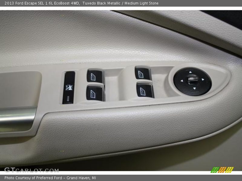 Tuxedo Black Metallic / Medium Light Stone 2013 Ford Escape SEL 1.6L EcoBoost 4WD