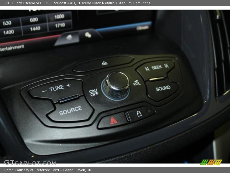 Tuxedo Black Metallic / Medium Light Stone 2013 Ford Escape SEL 1.6L EcoBoost 4WD