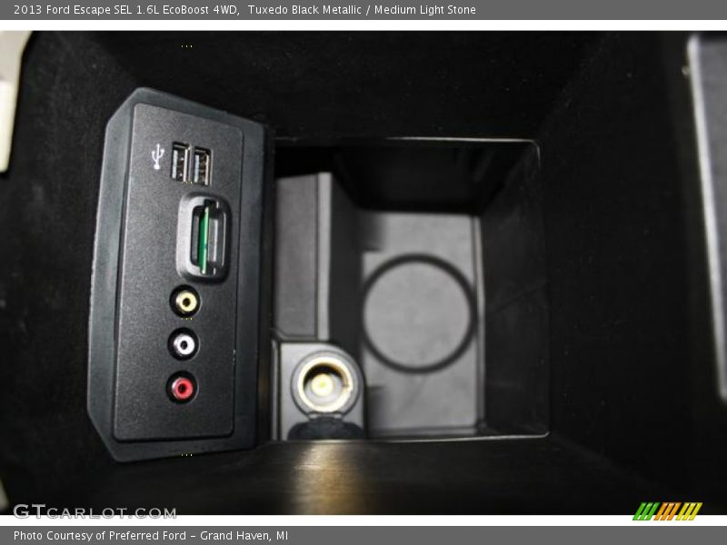 Tuxedo Black Metallic / Medium Light Stone 2013 Ford Escape SEL 1.6L EcoBoost 4WD