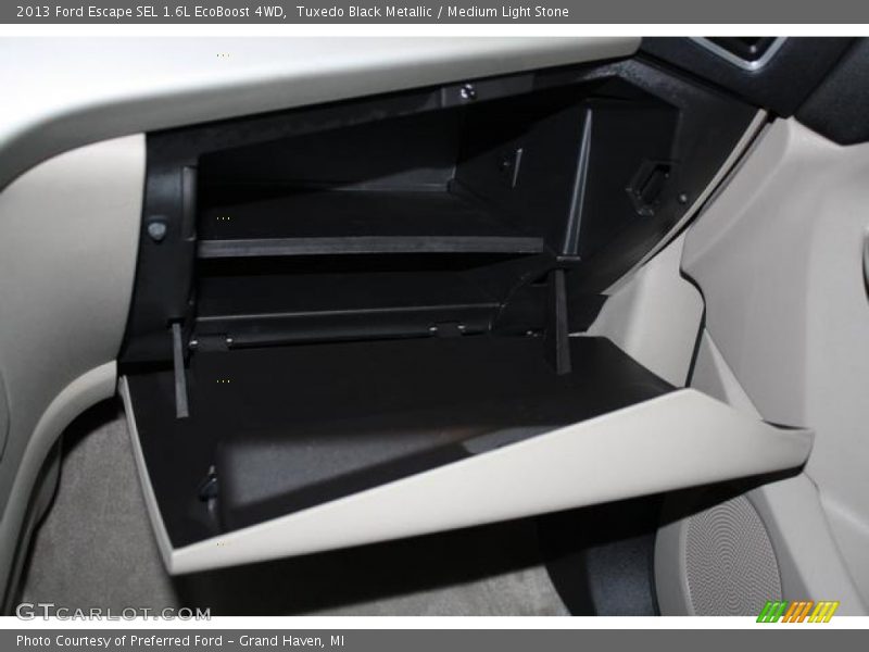 Tuxedo Black Metallic / Medium Light Stone 2013 Ford Escape SEL 1.6L EcoBoost 4WD