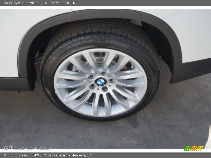 Alpine White / Black 2015 BMW X1 sDrive28i
