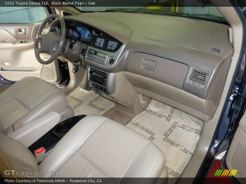 Black Walnut Pearl / Oak 2003 Toyota Sienna XLE