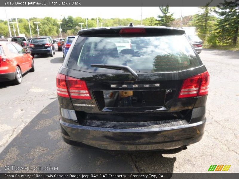 Pitch Black / Black 2015 Dodge Journey SE