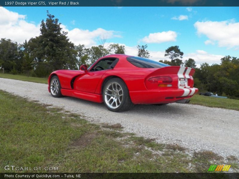 Viper Red / Black 1997 Dodge Viper GTS