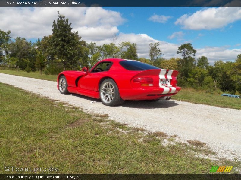 Viper Red / Black 1997 Dodge Viper GTS