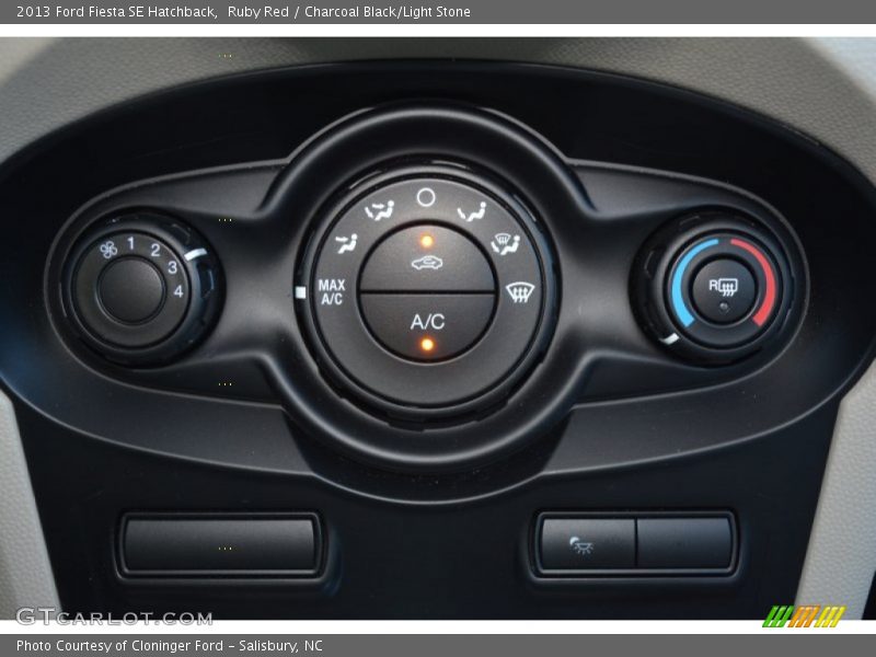 Ruby Red / Charcoal Black/Light Stone 2013 Ford Fiesta SE Hatchback
