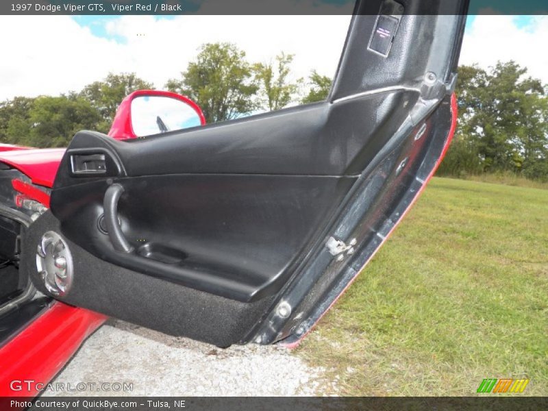 Viper Red / Black 1997 Dodge Viper GTS