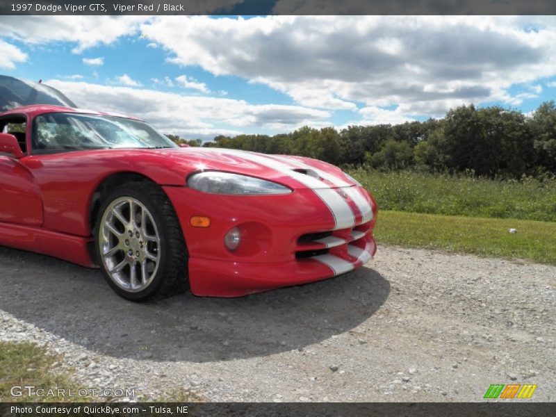 Viper Red / Black 1997 Dodge Viper GTS