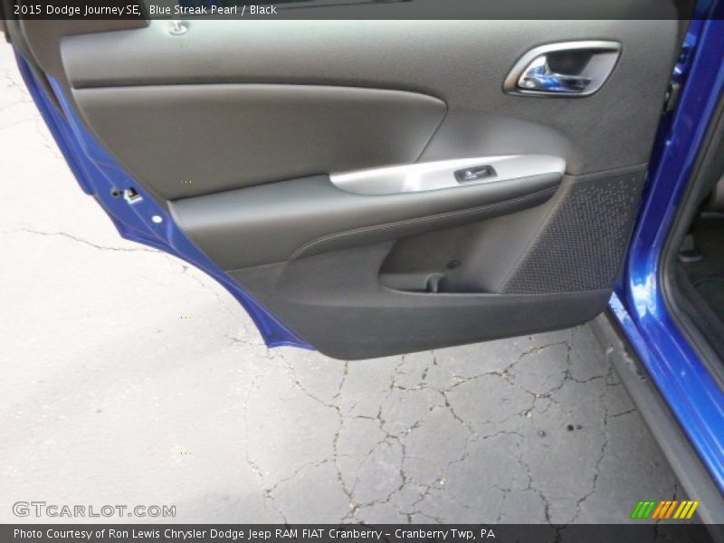 Blue Streak Pearl / Black 2015 Dodge Journey SE