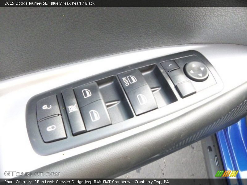 Blue Streak Pearl / Black 2015 Dodge Journey SE
