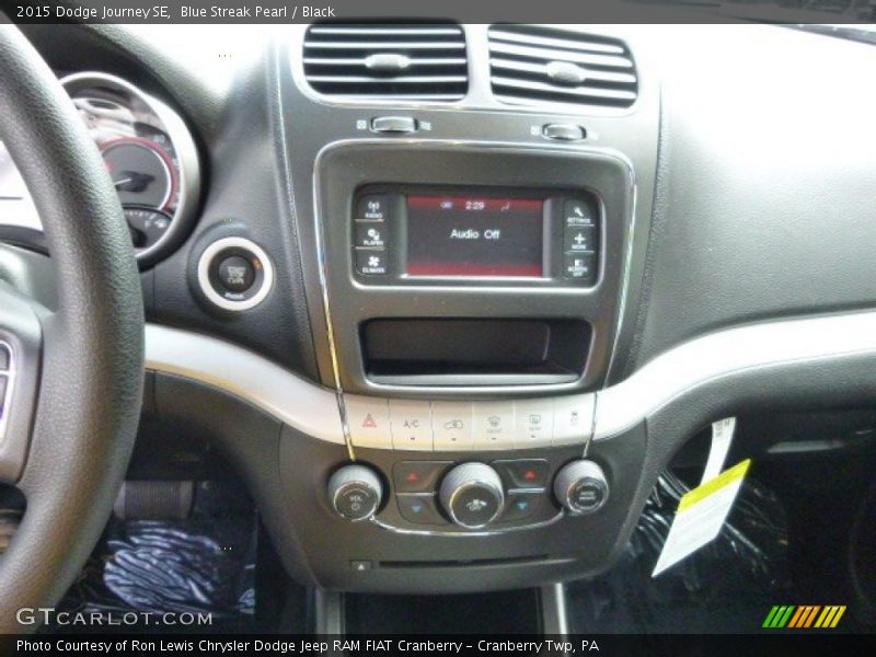 Blue Streak Pearl / Black 2015 Dodge Journey SE