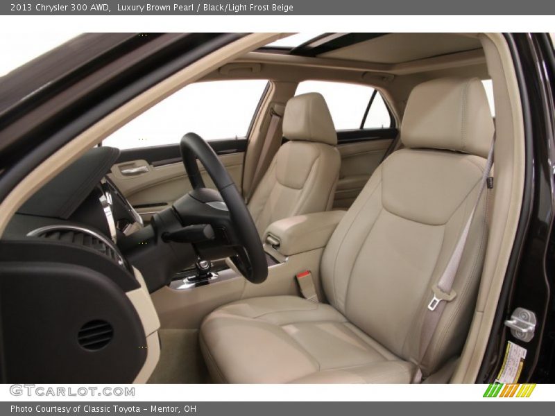 Luxury Brown Pearl / Black/Light Frost Beige 2013 Chrysler 300 AWD