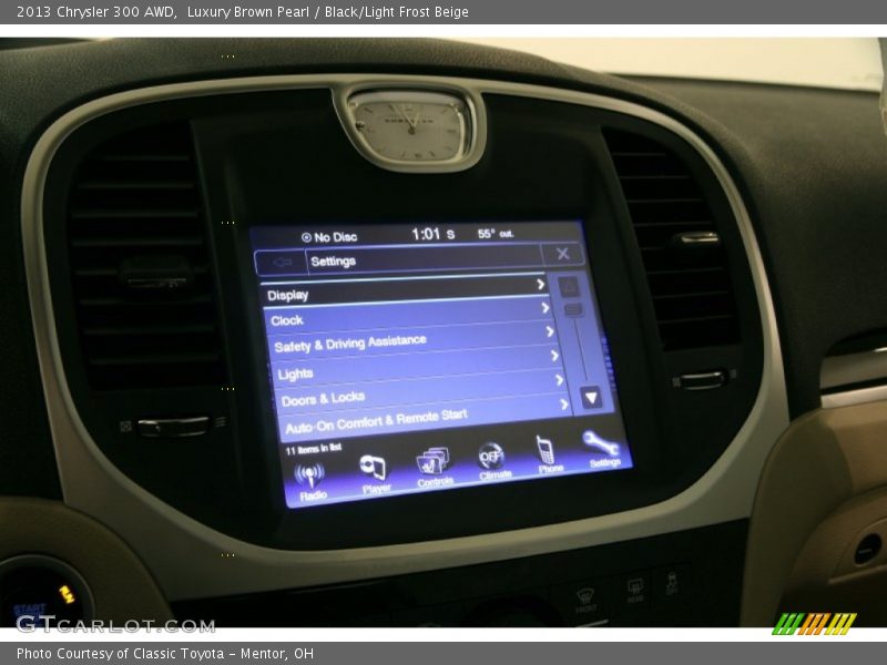 Luxury Brown Pearl / Black/Light Frost Beige 2013 Chrysler 300 AWD