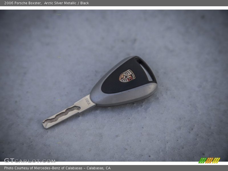 Keys of 2006 Boxster 