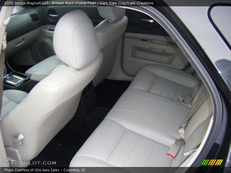 Brilliant Black Crystal Pearl / Dark Slate Gray/Light Graystone 2005 Dodge Magnum SXT