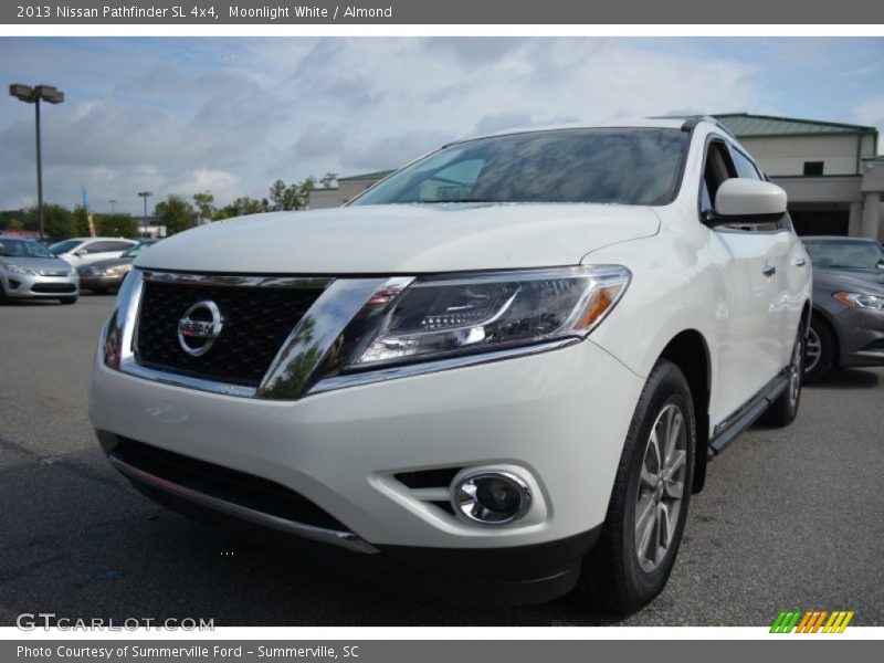 Moonlight White / Almond 2013 Nissan Pathfinder SL 4x4