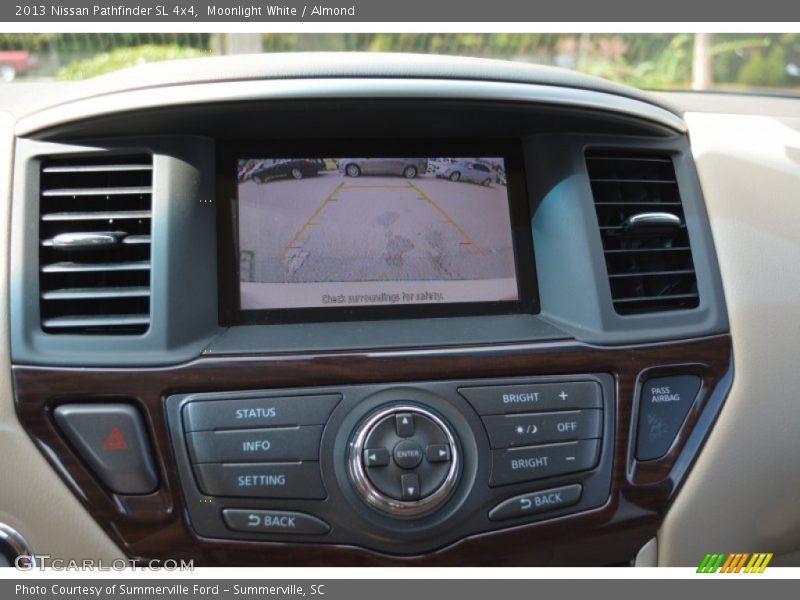 Moonlight White / Almond 2013 Nissan Pathfinder SL 4x4