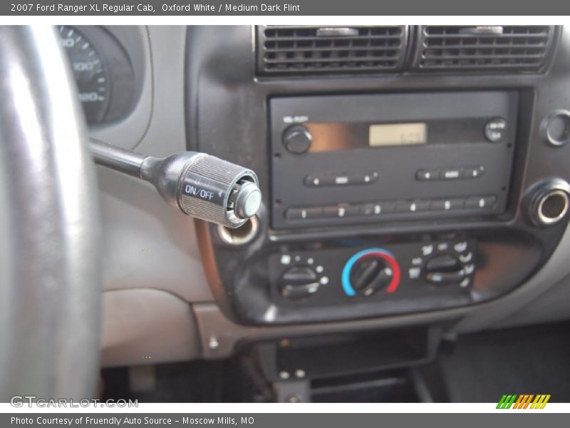 Oxford White / Medium Dark Flint 2007 Ford Ranger XL Regular Cab