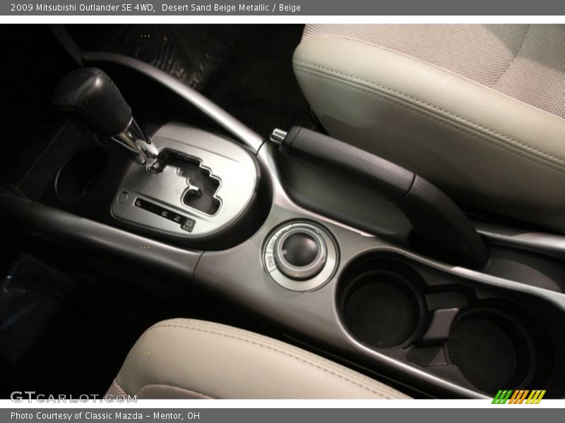 Desert Sand Beige Metallic / Beige 2009 Mitsubishi Outlander SE 4WD
