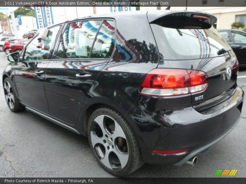 Deep Black Metallic / Interlagos Plaid Cloth 2011 Volkswagen GTI 4 Door Autobahn Edition