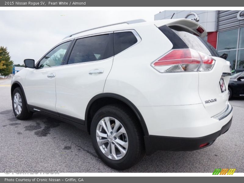 Pearl White / Almond 2015 Nissan Rogue SV