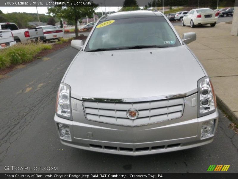 Light Platinum / Light Gray 2006 Cadillac SRX V8