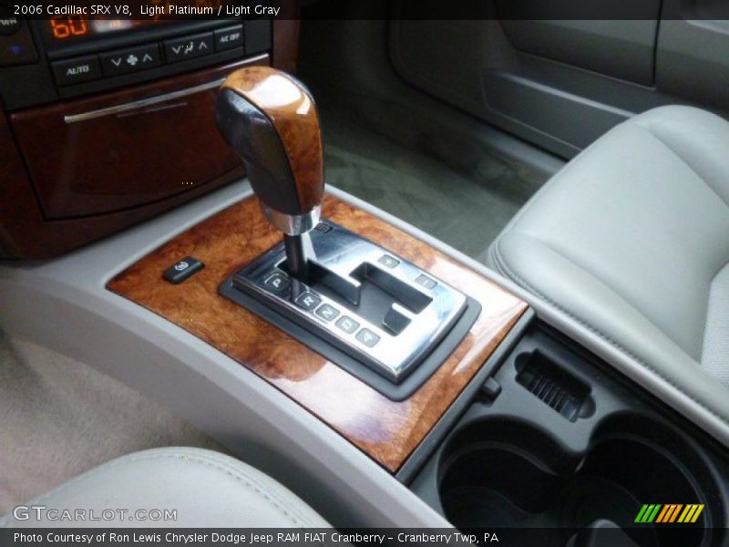 Light Platinum / Light Gray 2006 Cadillac SRX V8