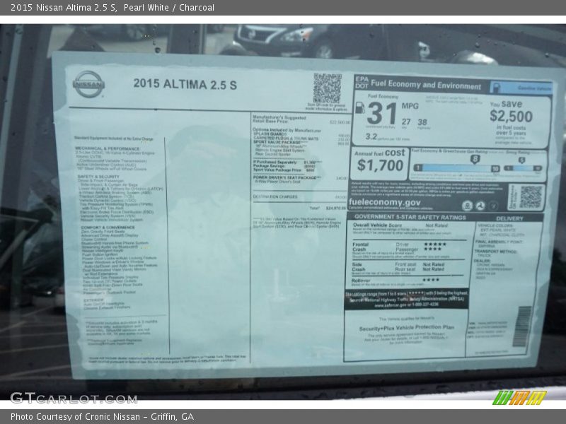 Pearl White / Charcoal 2015 Nissan Altima 2.5 S