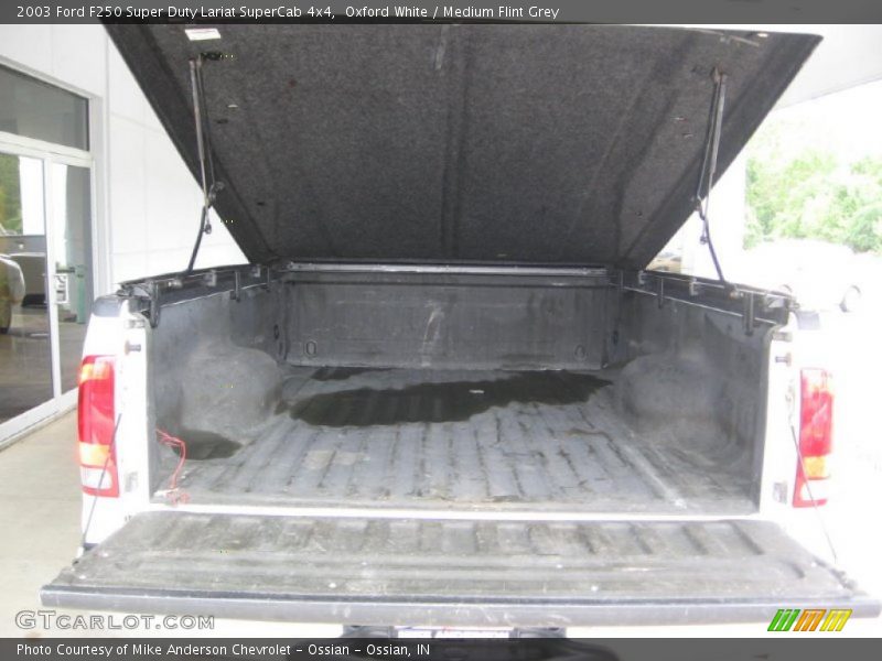 Oxford White / Medium Flint Grey 2003 Ford F250 Super Duty Lariat SuperCab 4x4