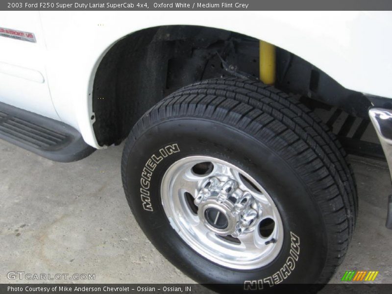 Oxford White / Medium Flint Grey 2003 Ford F250 Super Duty Lariat SuperCab 4x4