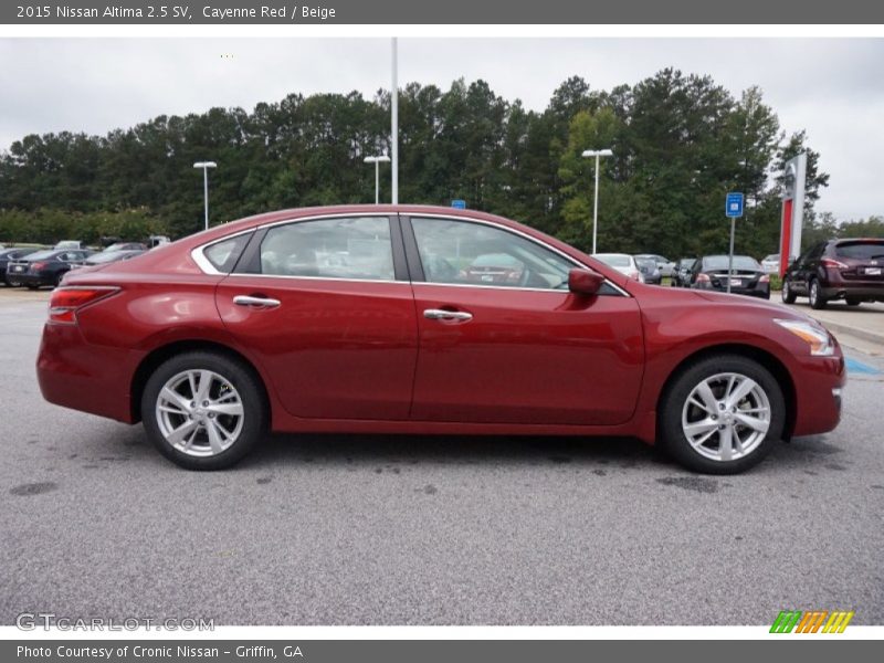 Cayenne Red / Beige 2015 Nissan Altima 2.5 SV
