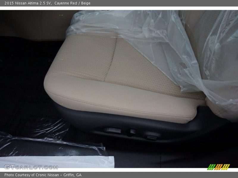 Cayenne Red / Beige 2015 Nissan Altima 2.5 SV