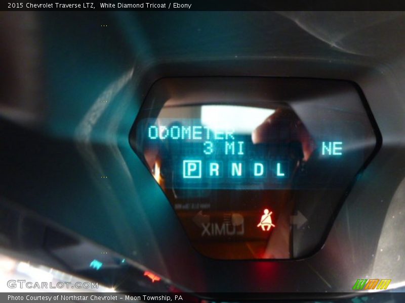 White Diamond Tricoat / Ebony 2015 Chevrolet Traverse LTZ