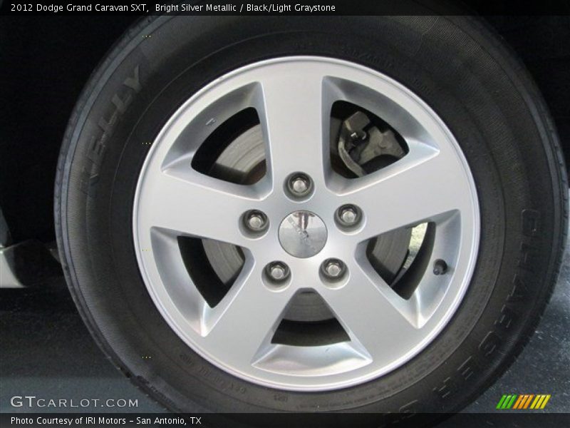 Bright Silver Metallic / Black/Light Graystone 2012 Dodge Grand Caravan SXT
