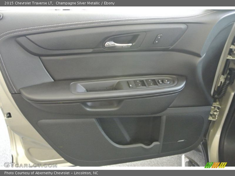 Champagne Silver Metallic / Ebony 2015 Chevrolet Traverse LT