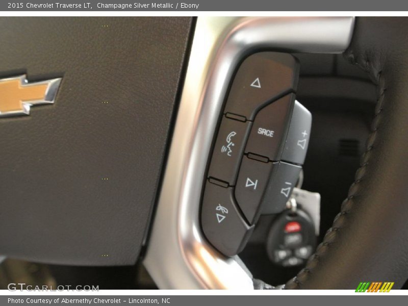 Champagne Silver Metallic / Ebony 2015 Chevrolet Traverse LT