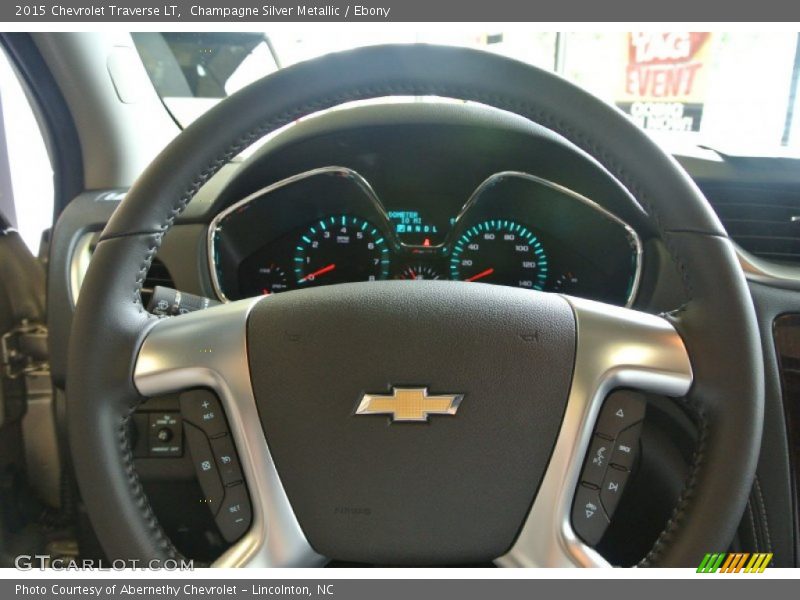 Champagne Silver Metallic / Ebony 2015 Chevrolet Traverse LT