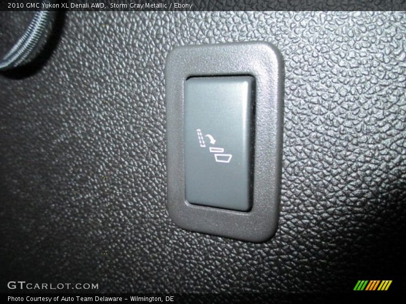 Storm Gray Metallic / Ebony 2010 GMC Yukon XL Denali AWD