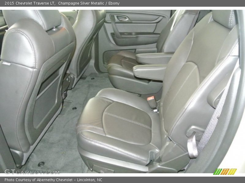 Champagne Silver Metallic / Ebony 2015 Chevrolet Traverse LT