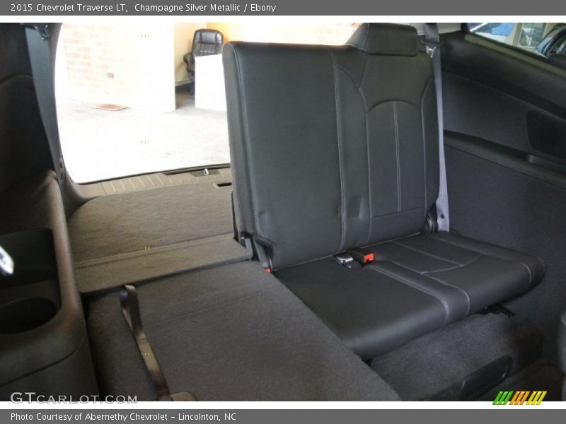 Champagne Silver Metallic / Ebony 2015 Chevrolet Traverse LT