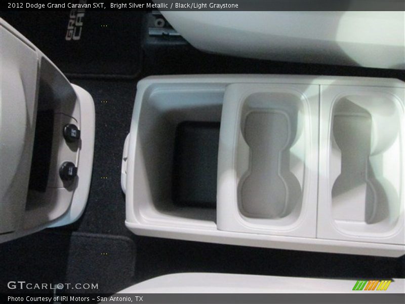 Bright Silver Metallic / Black/Light Graystone 2012 Dodge Grand Caravan SXT