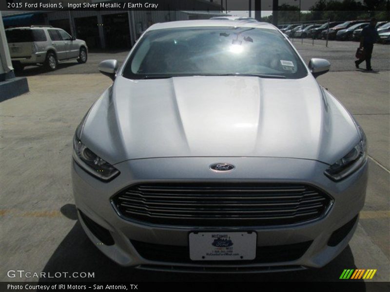 Ingot Silver Metallic / Earth Gray 2015 Ford Fusion S