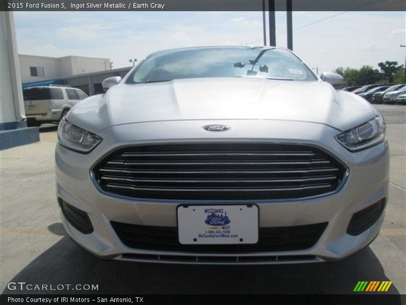 Ingot Silver Metallic / Earth Gray 2015 Ford Fusion S