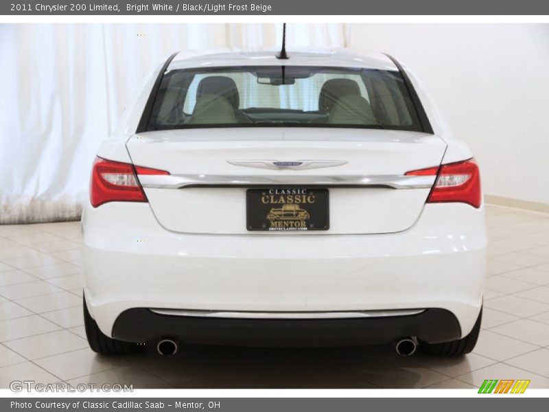 Bright White / Black/Light Frost Beige 2011 Chrysler 200 Limited