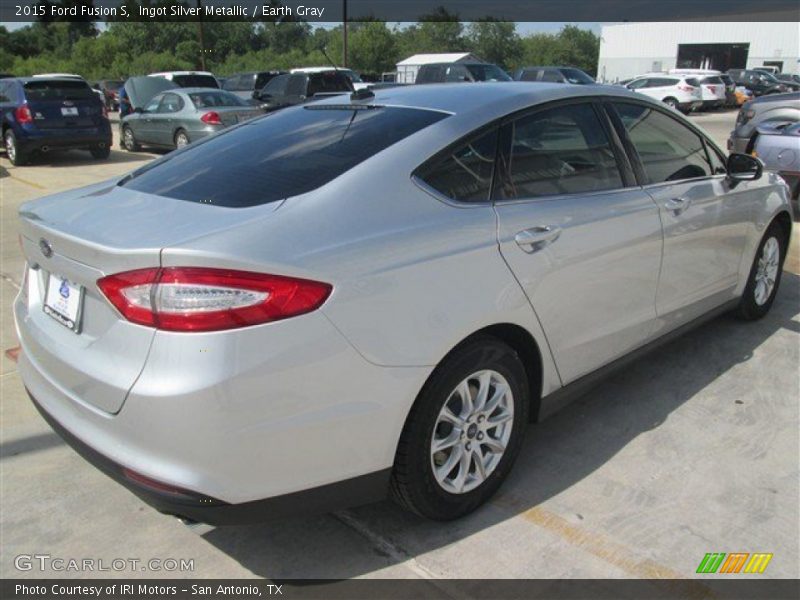 Ingot Silver Metallic / Earth Gray 2015 Ford Fusion S