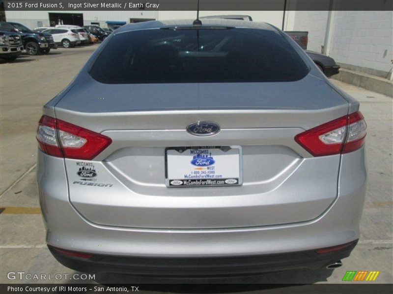 Ingot Silver Metallic / Earth Gray 2015 Ford Fusion S