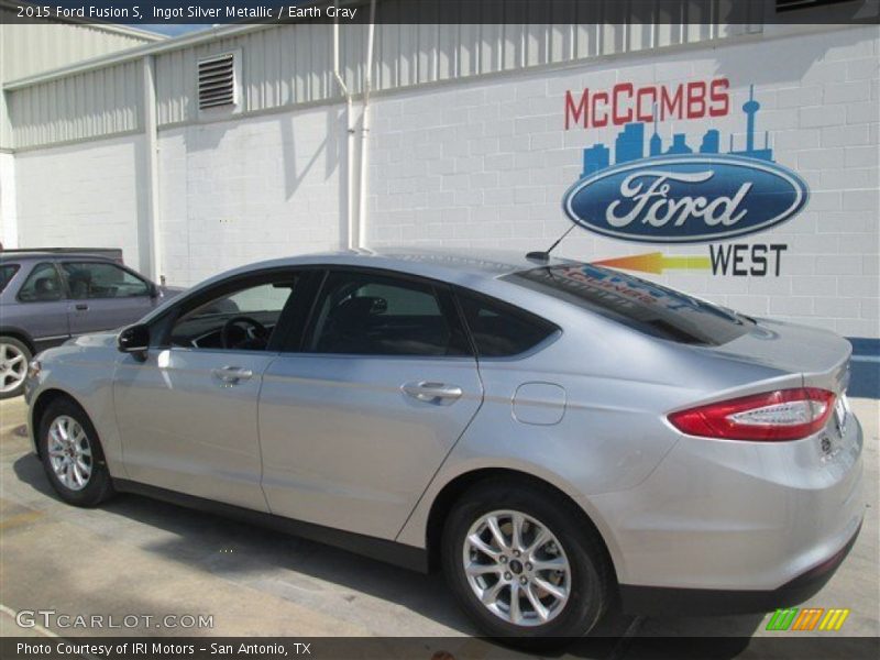 Ingot Silver Metallic / Earth Gray 2015 Ford Fusion S