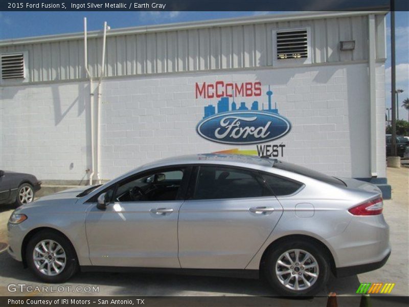 Ingot Silver Metallic / Earth Gray 2015 Ford Fusion S