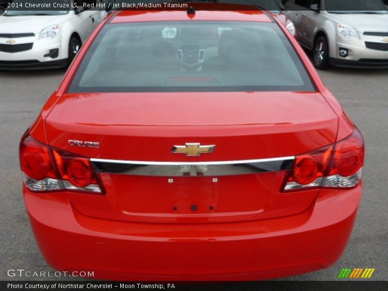 Red Hot / Jet Black/Medium Titanium 2014 Chevrolet Cruze LS