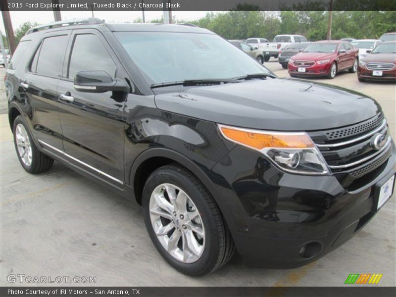 Tuxedo Black / Charcoal Black 2015 Ford Explorer Limited